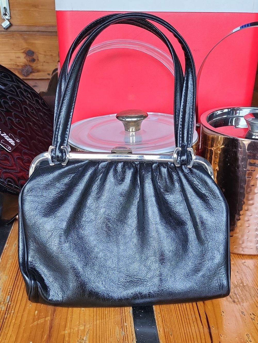 Classic Black Women’s Handbag - Timeless Structured Purse